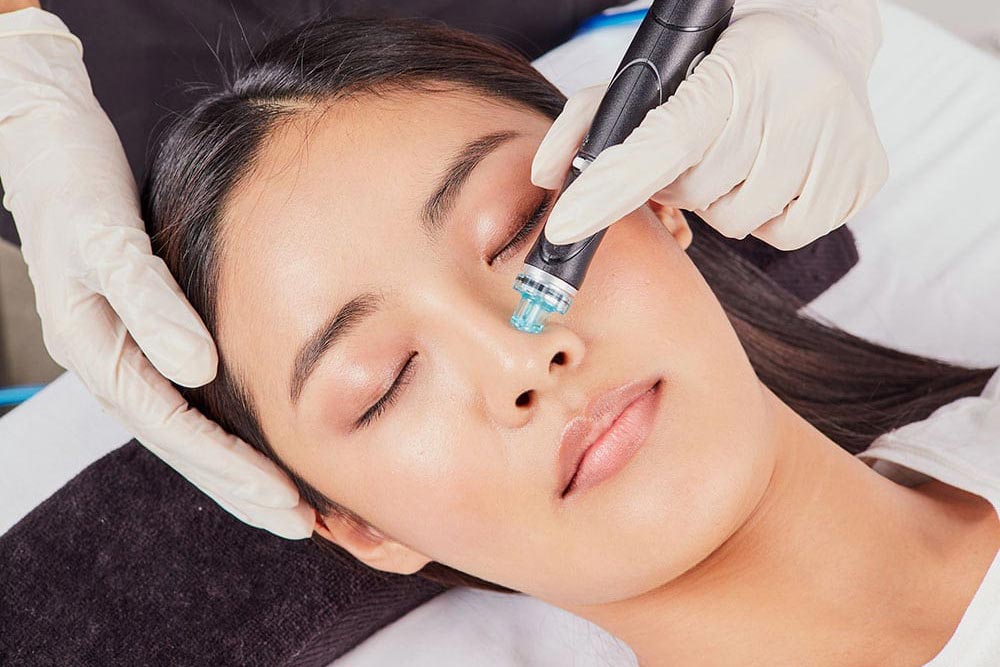 HydraFacial showing the concept of Services